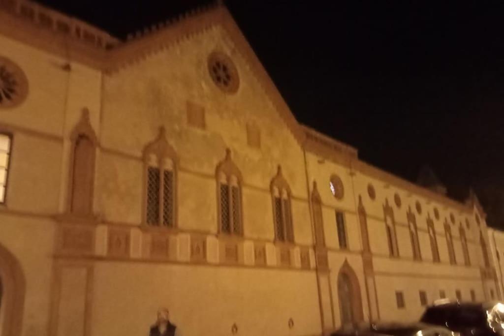 Casa Amuni' Monolocale A Free Parking Wifi Lägenhet